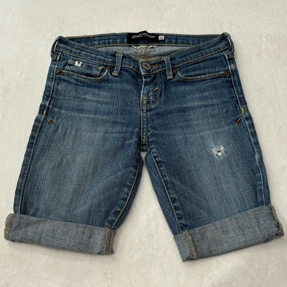 ABERCROMBIE KIDS Girl’s Blue Denim Mid Length Stretch Jean Shorts - size 12 slim - Picture 1 of 5